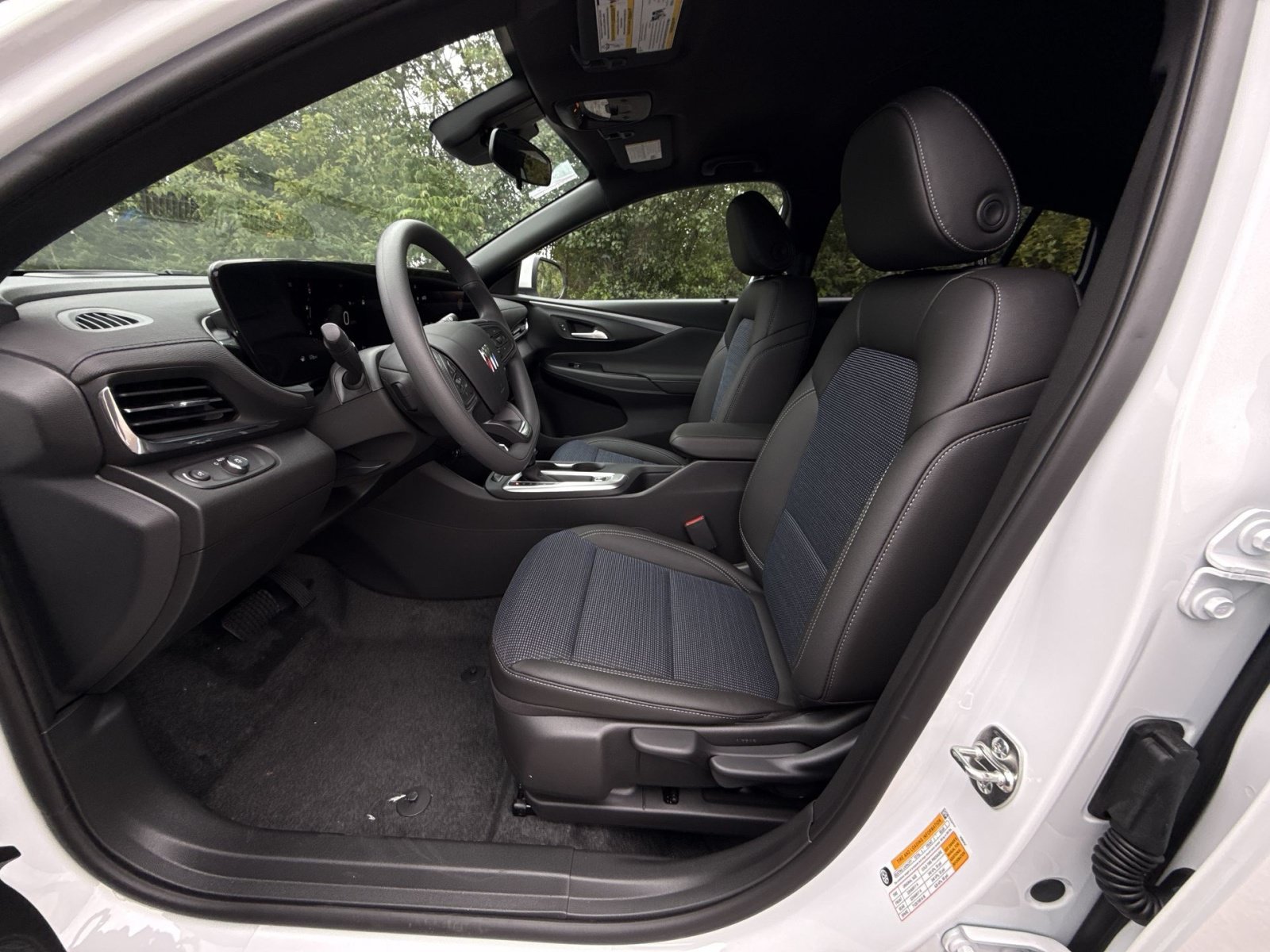 New 2026 Buick Envista Sport Touring FWD image 13