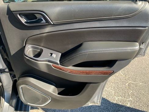 Used 2020 GMC Yukon SLT w/ Open Road Package image 28