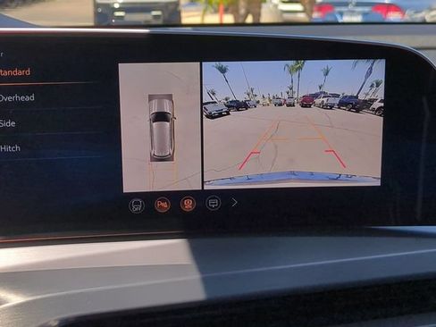 Used 2026 Cadillac Vistiq Platinum w/ LPO, Floor Liner Package AWD/4WD image 15