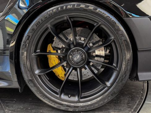 Used 2018 Porsche 911 GT2 RS RWD image 11