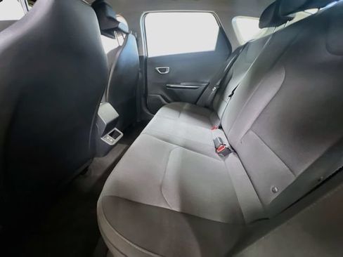 New 2026 Kia K4 FWD image 23