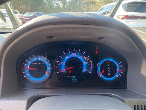 Used 2012 Ford Fusion SEL image 22