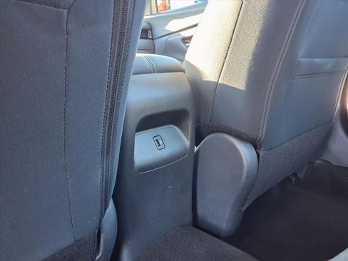 Used 2024 Nissan Sentra SV image 23