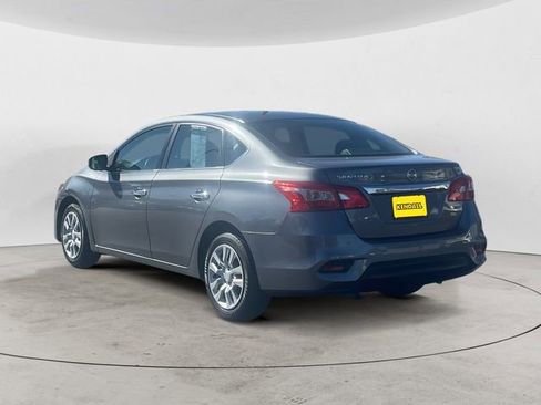 Used 2018 Nissan Sentra S image 3