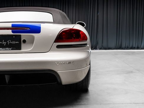 Used 2005 Dodge Viper SRT-10 RWD image 45