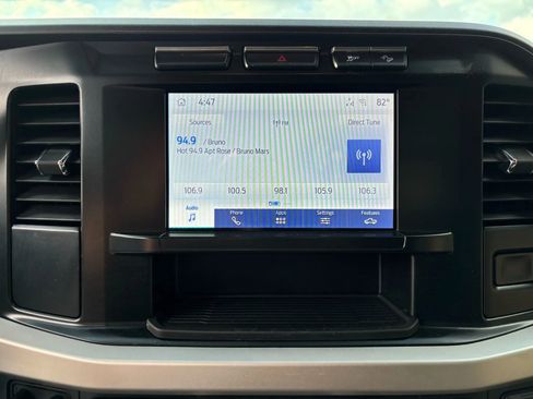 Used 2023 Ford F250 XLT w/ FX4 Off-Road Package image 18