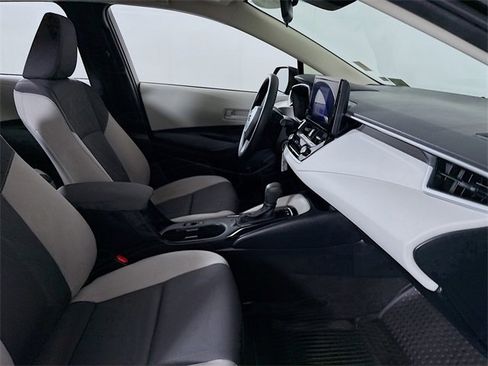 Certified 2024 Toyota Corolla LE image 25