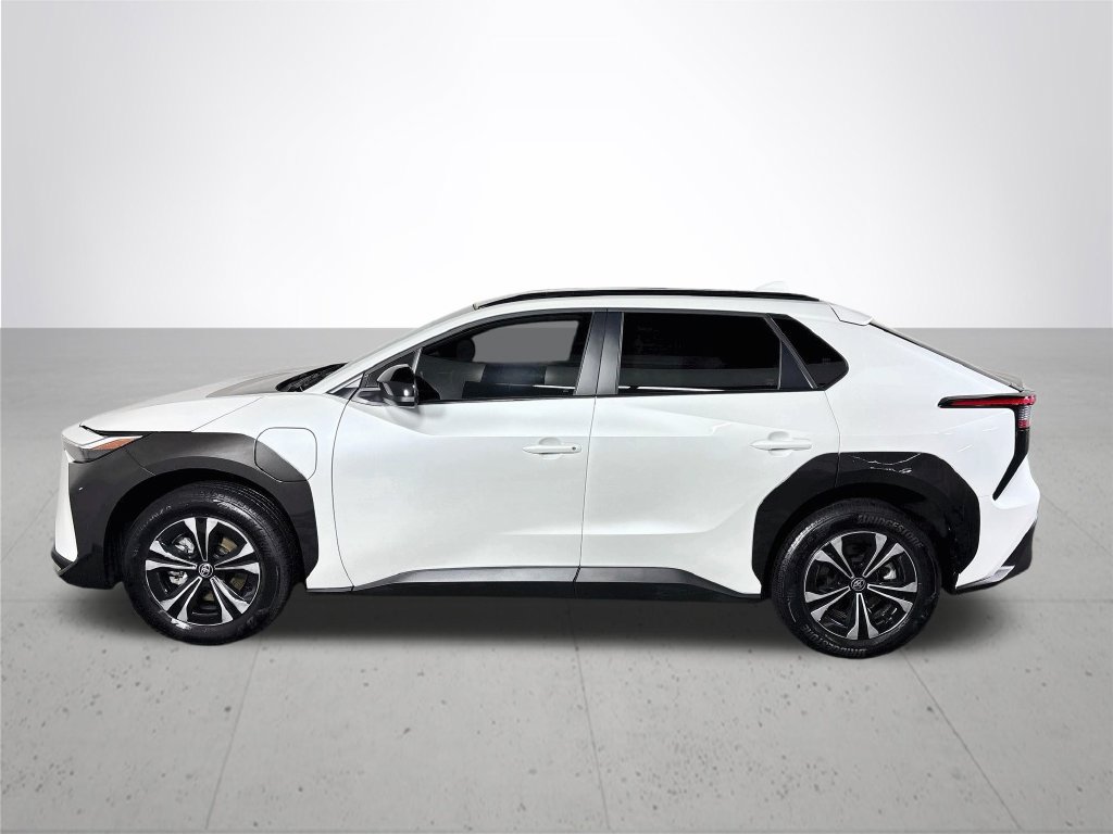Used 2024 Toyota bZ4X AWD w/ Weather Package image 9