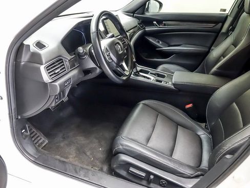 Used 2019 Honda Accord Sport image 9