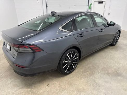 Certified 2023 Honda Accord Touring image 5