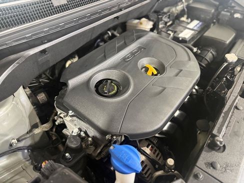 Used 2017 Kia Soul + FWD image 26
