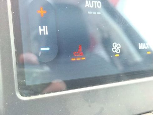 Used 2022 Ford Edge SEL image 43