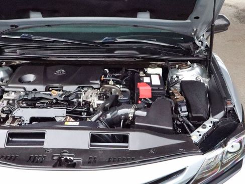 Used 2020 Toyota Camry LE FWD image 62