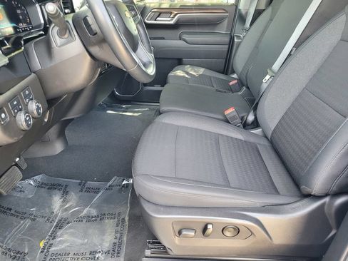 Used 2025 Chevrolet Silverado 1500 LT AWD/4WD image 20