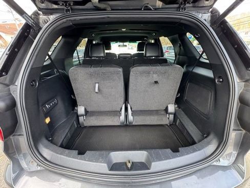 Used 2016 Ford Explorer Limited image 20