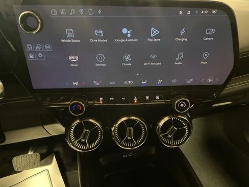 Used 2024 Chevrolet Blazer EV LT image 26