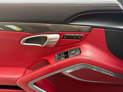 Certified 2019 Porsche 911 Turbo S image 18