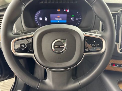 Certified 2025 Volvo XC90 T8 Plus w/ Protection Package Premier AWD/4WD image 29