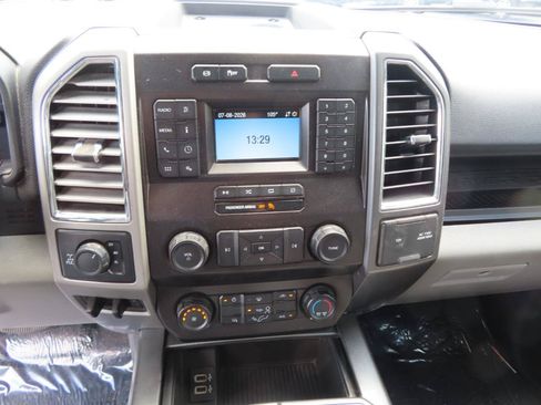 Used 2022 Ford F250 XL w/ Power Equipment Group AWD/4WD image 33