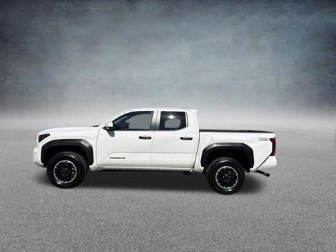 Used 2024 Toyota Tacoma TRD Off-Road AWD/4WD image 14