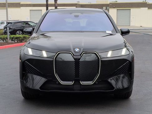 Used 2026 BMW iX xDrive45 AWD/4WD image 3