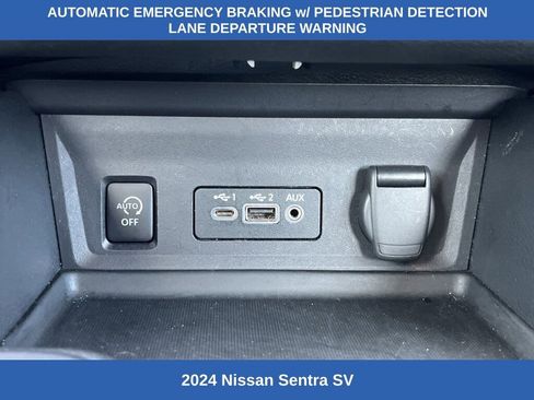 Used 2024 Nissan Sentra SV image 6