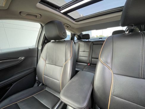 Used 2015 Chevrolet Impala LTZ FWD image 16