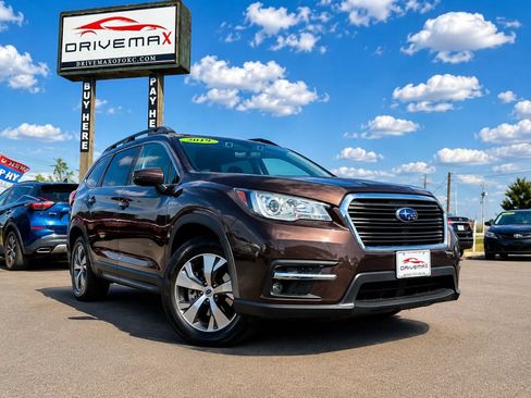 Used 2019 Subaru Ascent Premium AWD/4WD image 1