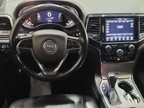 Used 2020 Jeep Grand Cherokee Limited AWD/4WD image 22