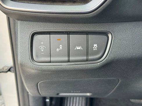 Used 2019 Hyundai Santa Fe SEL w/ Cargo Package image 21