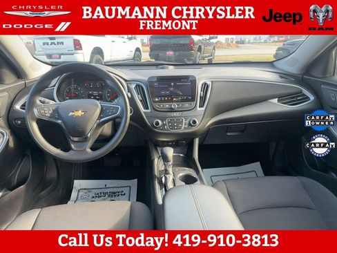 Used 2023 Chevrolet Malibu LT FWD image 17