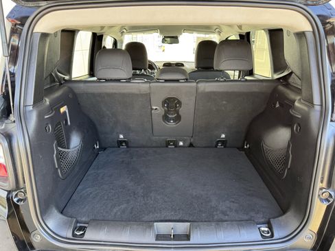 Used 2019 Jeep Renegade Trailhawk image 33