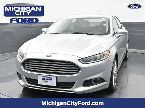 Used 2014 Ford Fusion SE w/ Equipment Group 202A image 1