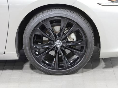 Used 2019 Lexus ES 350 F Sport w/ Accessory Package 2 image 11