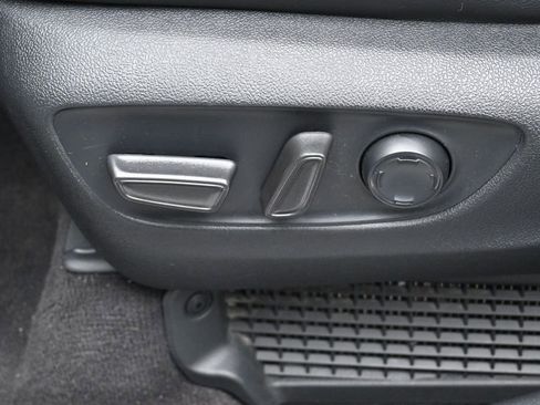 Used 2021 Toyota Sienna XSE w/ XSE Plus Package FWD image 10