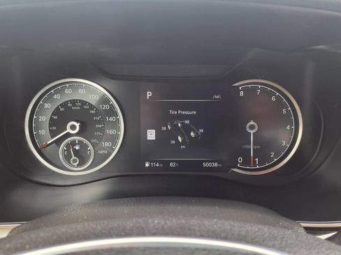 Used 2024 Genesis G70 2.5T AWD/4WD image 14
