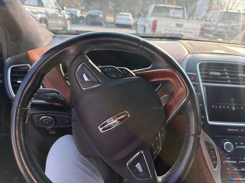 Used 2016 Lincoln MKX Black Label w/ Technology Package image 11