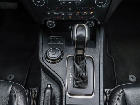 Used 2019 Ford Ranger Lariat w/ FX4 Off-Road Package image 34