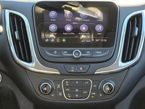 Used 2024 Chevrolet Equinox LT image 17