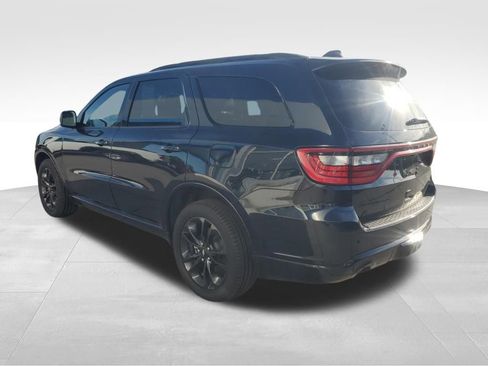 Used 2025 Dodge Durango GT AWD/4WD image 2
