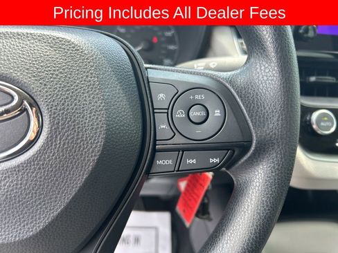 Used 2023 Toyota Corolla LE FWD image 8