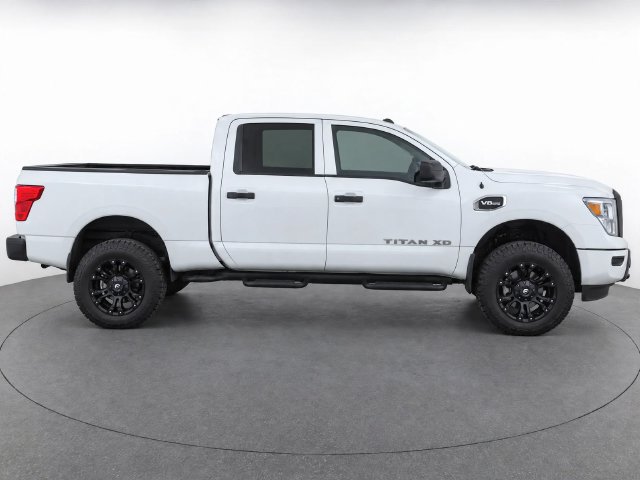Used 2021 Nissan Titan S AWD/4WD image 10