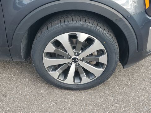 Certified 2021 Kia Telluride EX w/ EX Premium Package image 45