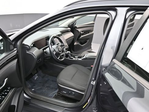 Certified 2022 Hyundai Tucson SEL w/ Convenience Package image 12