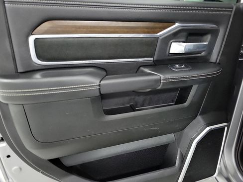 Used 2024 RAM 2500 Laramie image 10