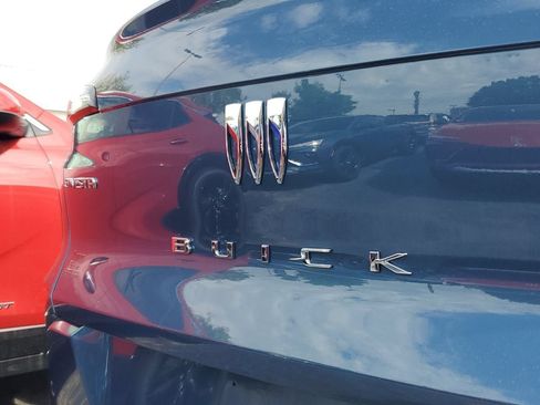 New 2026 Buick Envista Avenir FWD image 7