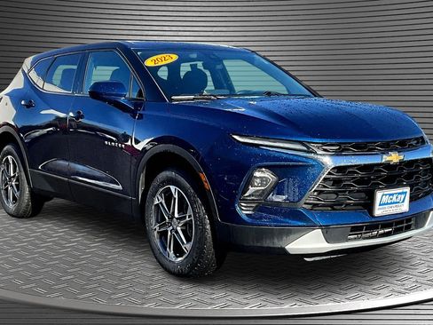 Used 2023 Chevrolet Blazer LT image 1