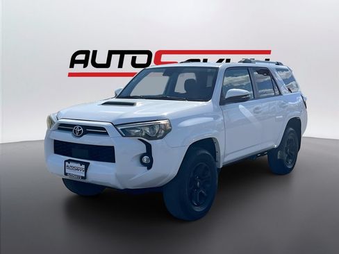 Used 2024 Toyota 4Runner SR5 Premium w/ Moonroof Package AWD/4WD image 3