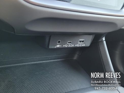 Used 2024 Subaru Crosstrek 2.0i Premium image 28
