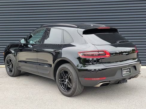 Certified 2018 Porsche Macan AWD/4WD image 3
